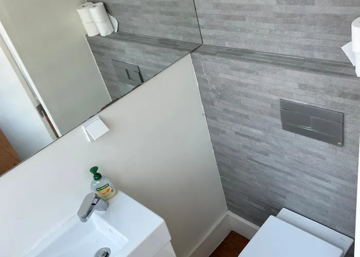 Апартаменти With Terrace 5 Minutes From Marques De Pombal *